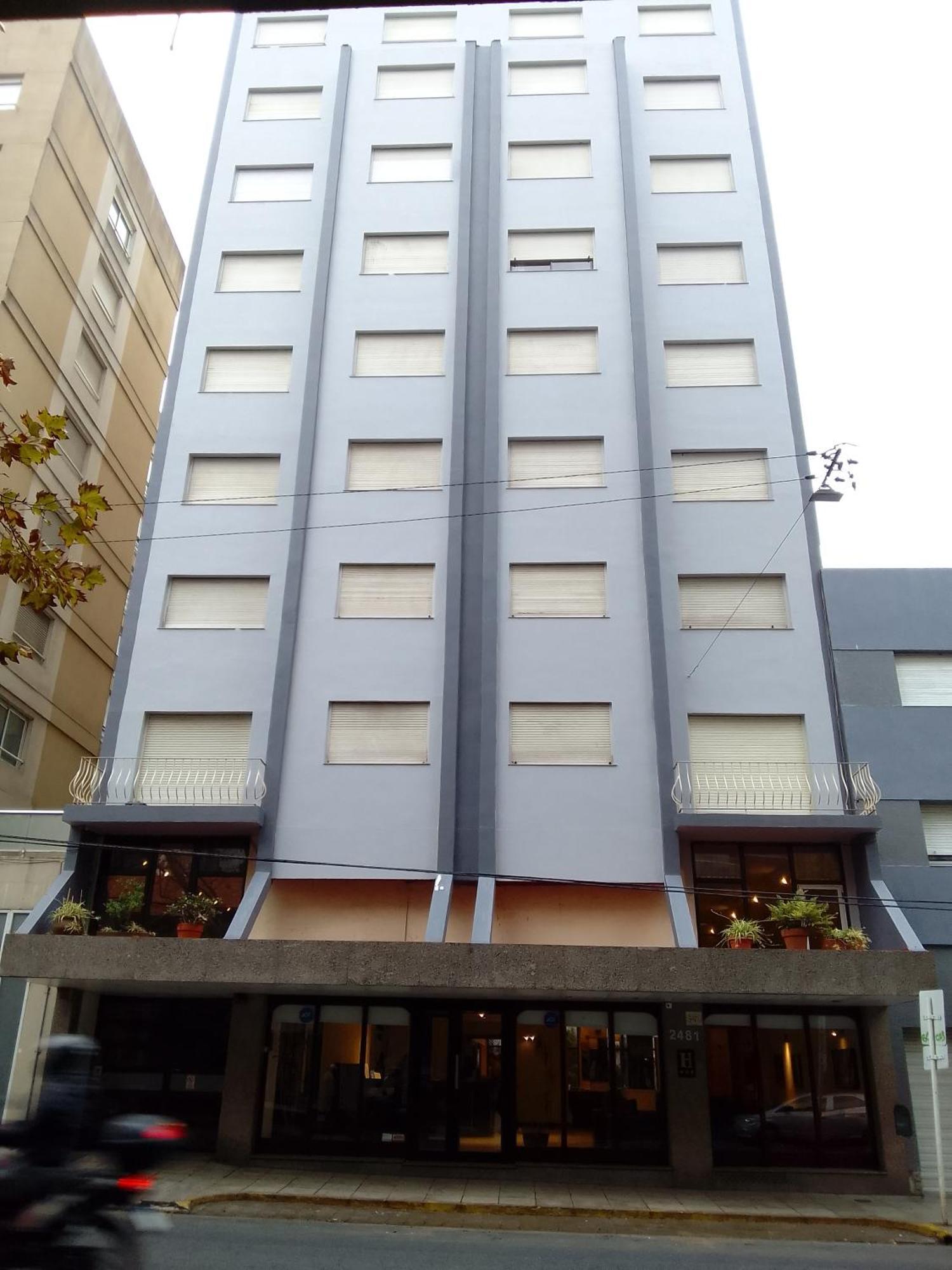 Cosmos Hotel